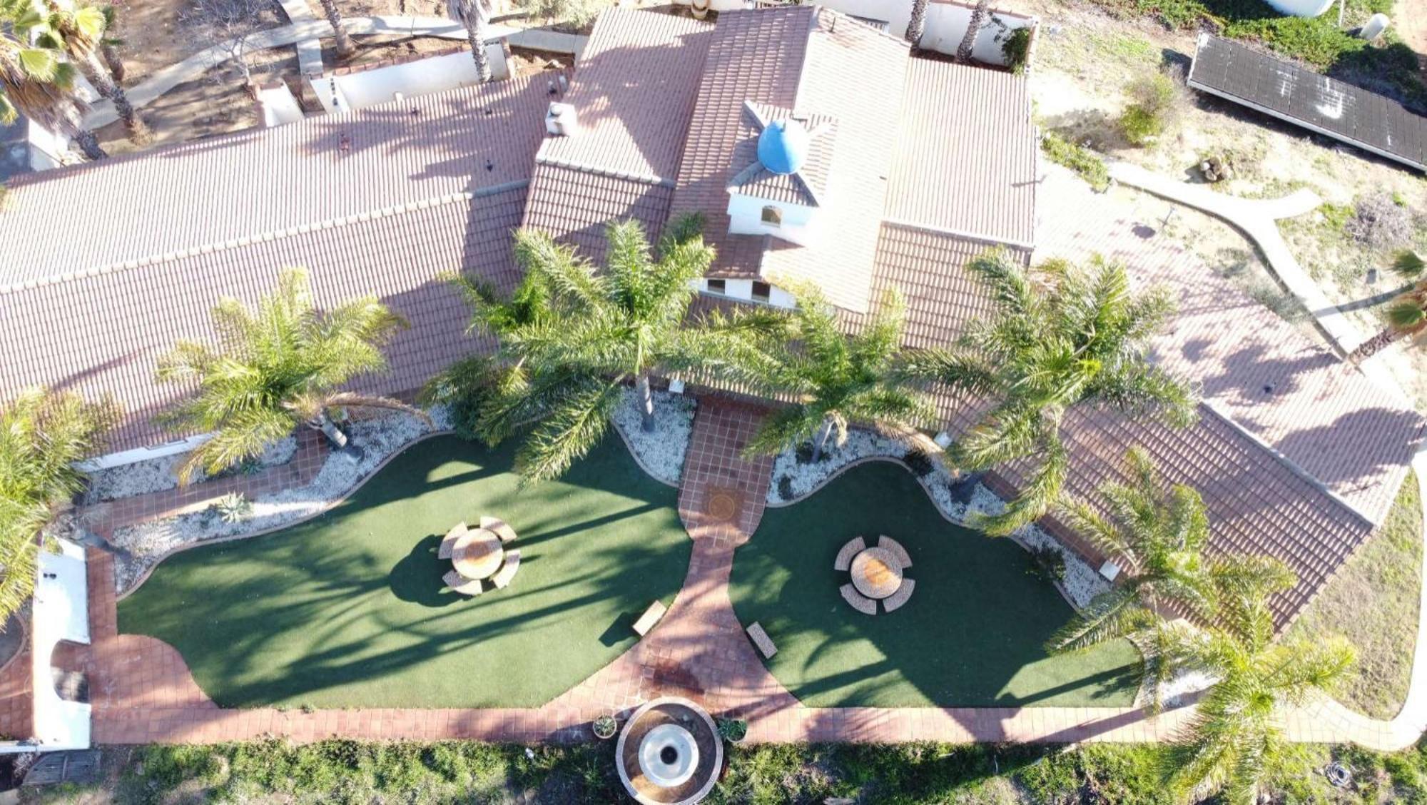 Private Home On 10 Acres - Heated Salt Pool & Jacuzzi, Mountain & City Views, Horseshoes, Basketball, Bbq, Golf Putting, Foosball, Croquet, Bose Stereo, White Cotton Bedding - Hilltop Hacienda, Pool Heat Optional Jamul 외부 사진